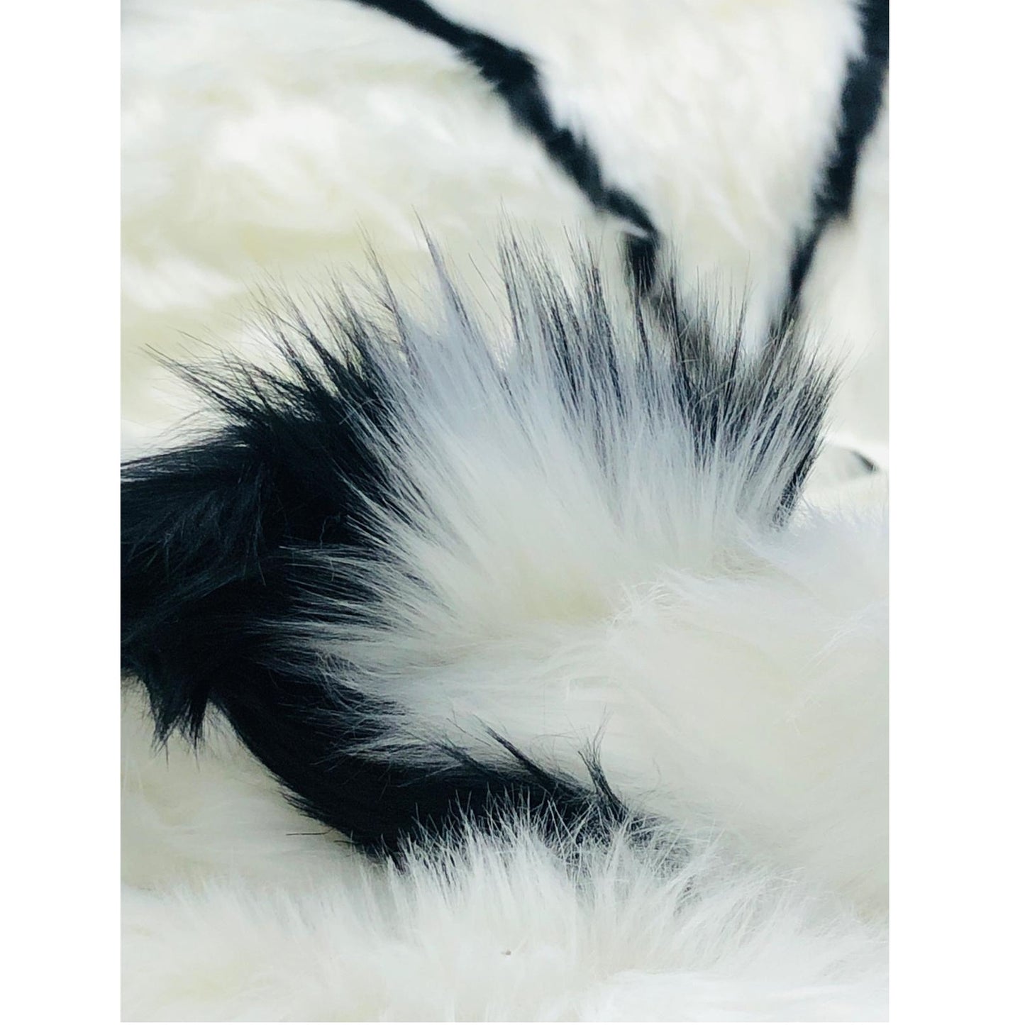 Faux Fur - Black/White Diamond